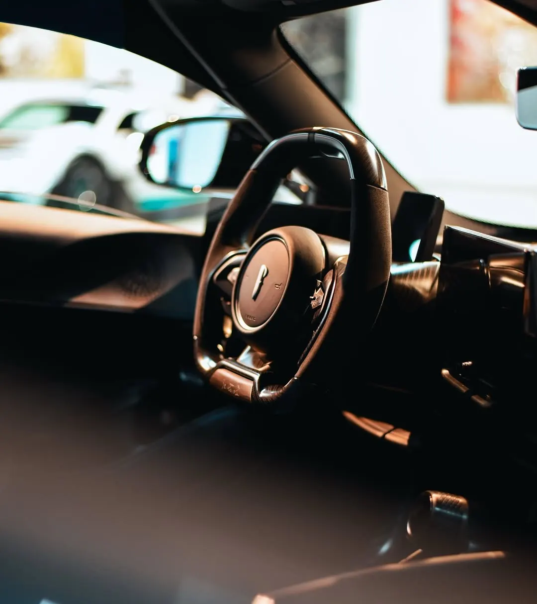 Automobili Pininfarina Battista v Autocentru Pařížská